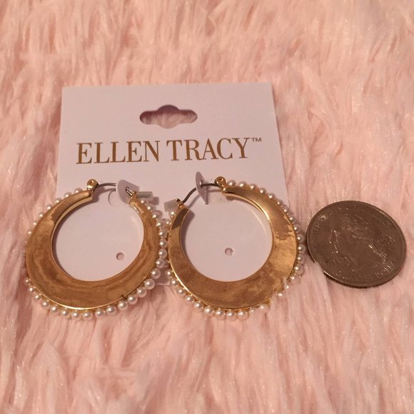 NWT Ellen Tracy Gold Hoop Pearl Earrings - Picture 1 of 2